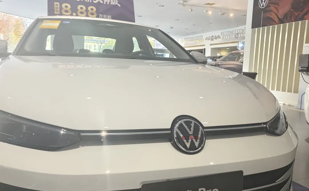 12万级轿车卷王？它偷偷升级了！本以为这个