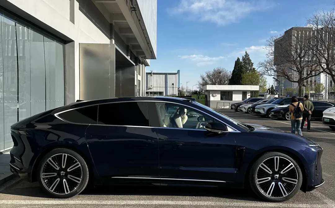 🚀80万买的不只是车！还是未来移动行宫～