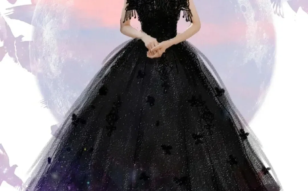 迪迪丽热巴穿裙子的照片。