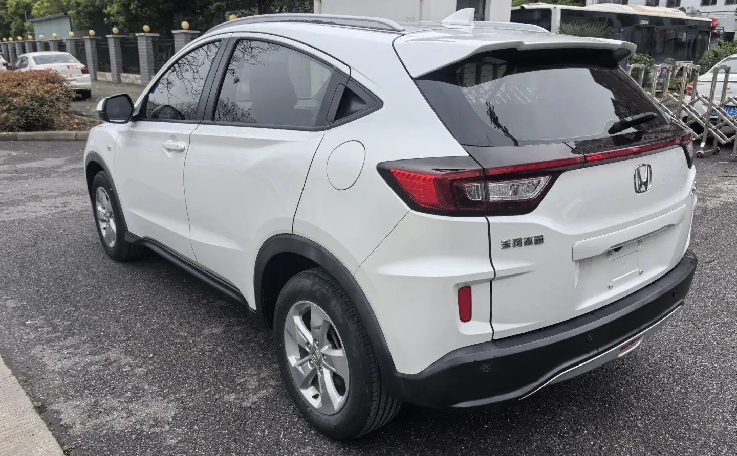 突然喜欢上了这台小型SUV…