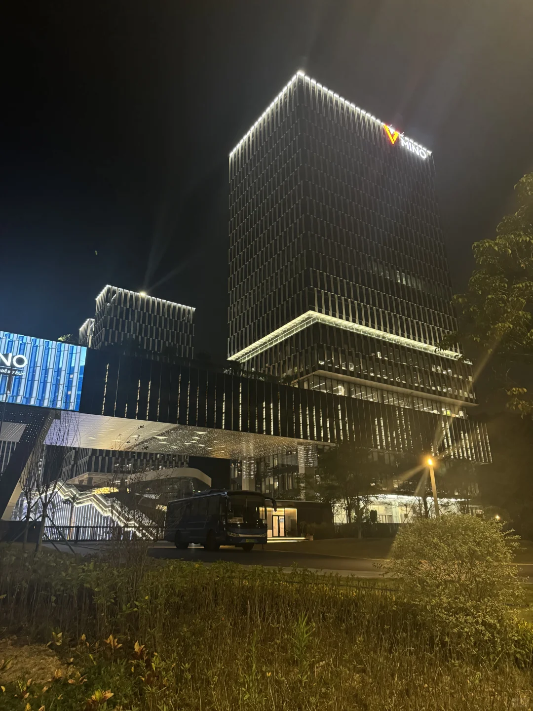 加班到深夜…体会到了无人驾驶的安全感🚕