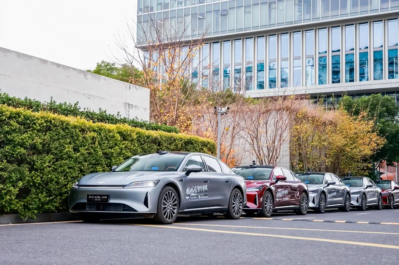 听说昨天有位AI司机通过了“杭州路考”