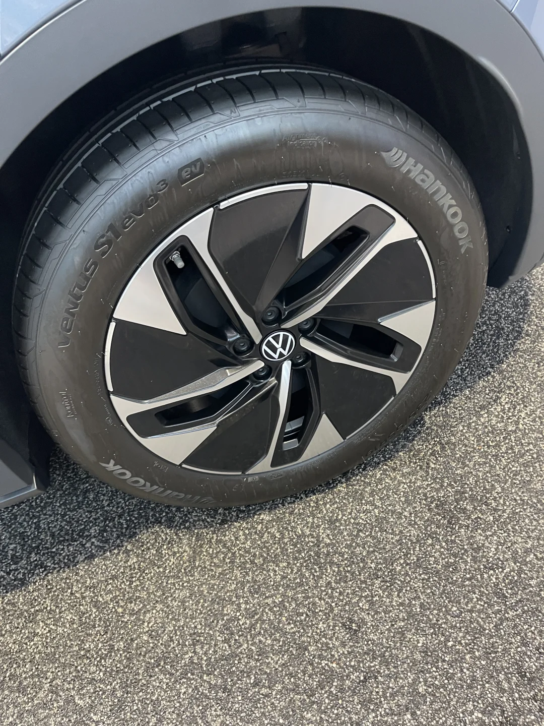 纯电SUV闭眼冲！ID.4 CROZZ年底议价空间拉满