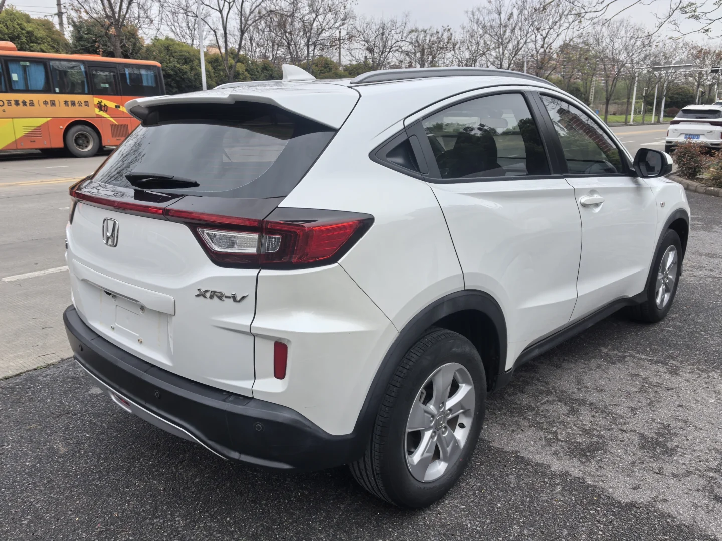 突然喜欢上了这台小型SUV…