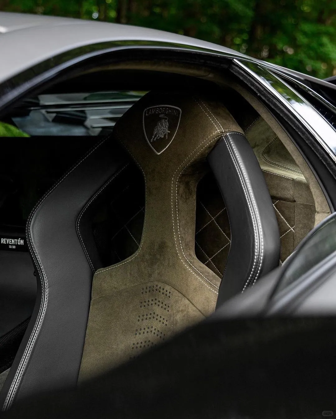 公路战斗机~兰博基尼 Reventon