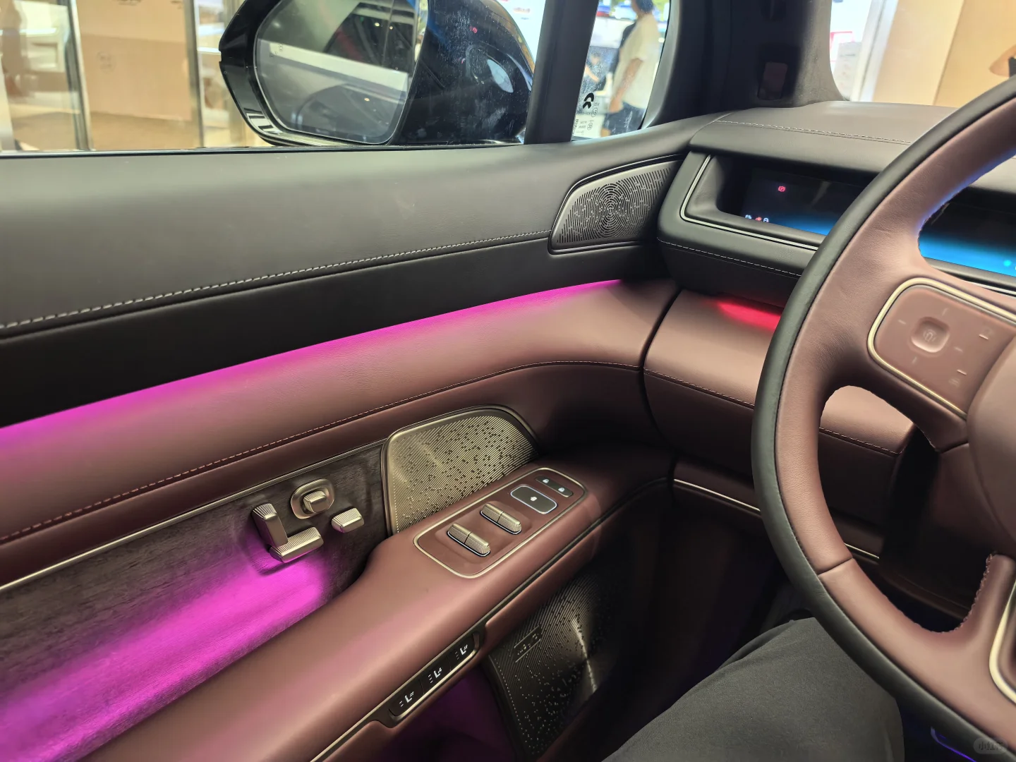 全新3代蔚来es8，巨大无比！！！