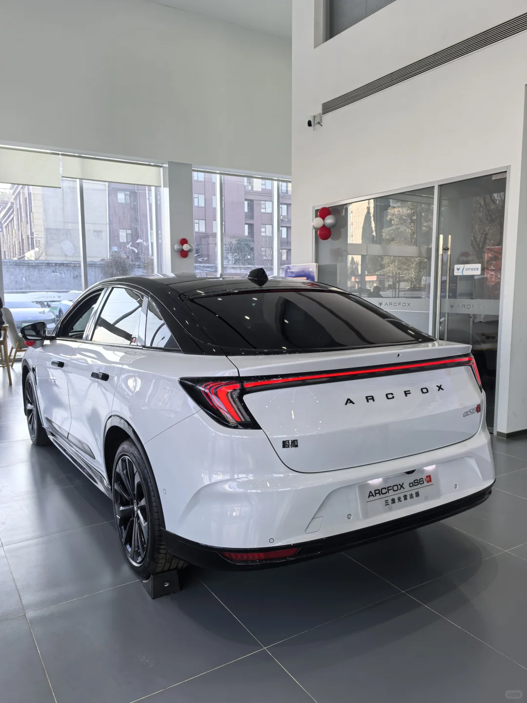 央妈认可！全国率先L3 北汽极狐阿尔法S实力