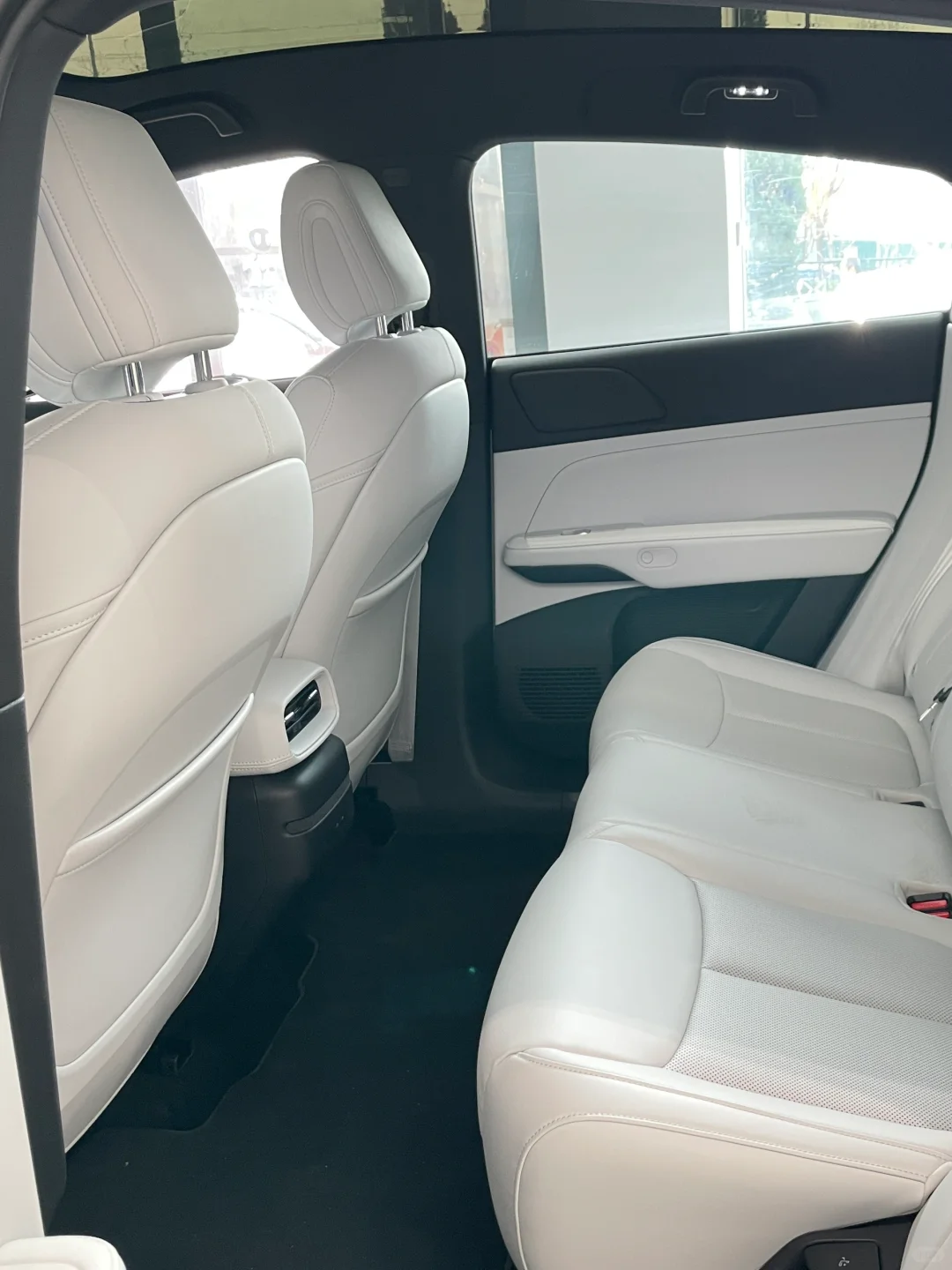 小鹏这自动驾驶，一个字，绝！