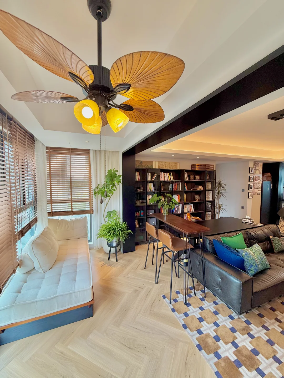 这么好看的阳台，真的很难忍住不拍照！