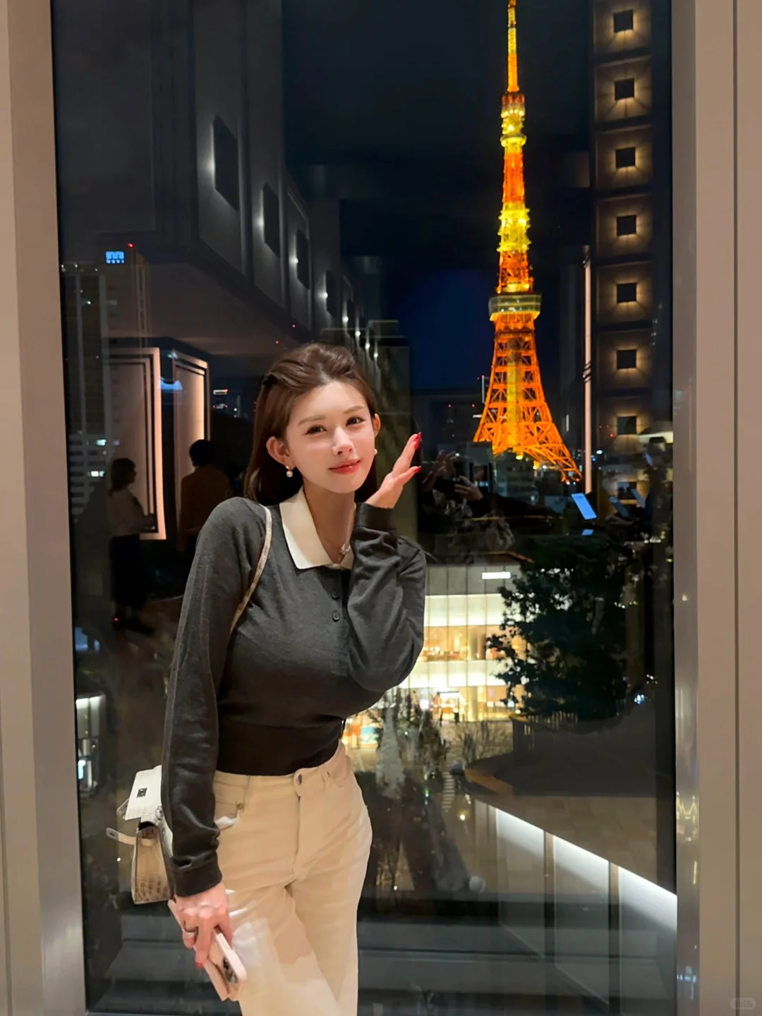 夜晚的东京铁塔真的太美啦～