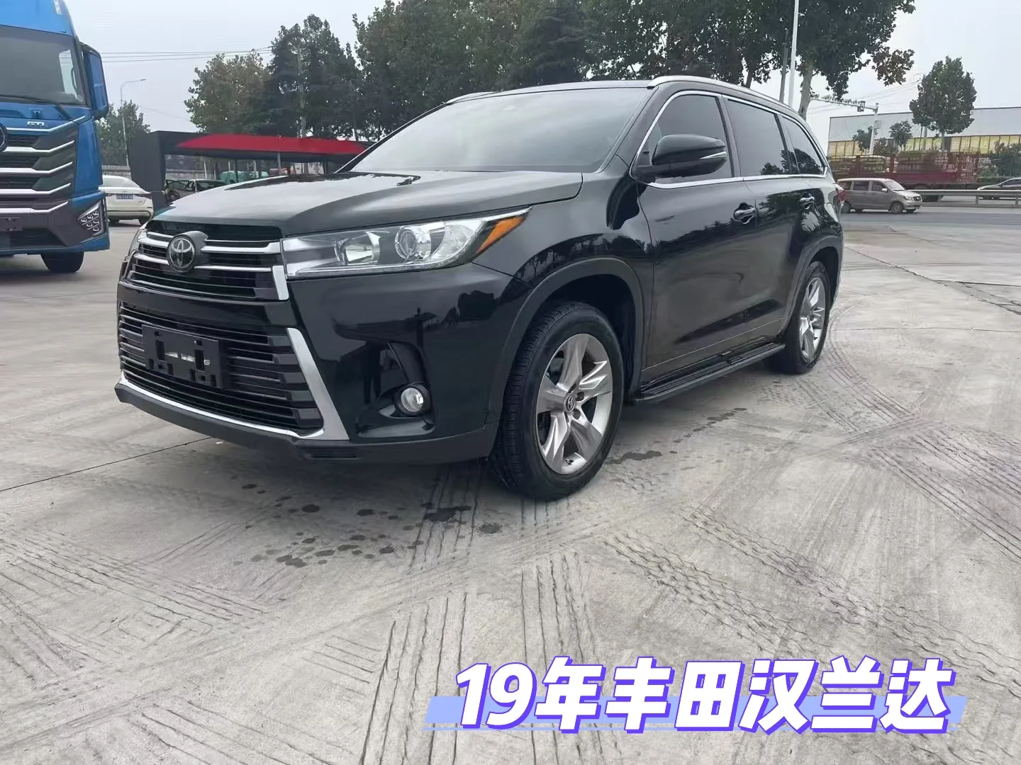 男生的第一辆车，选suv还是轿车？