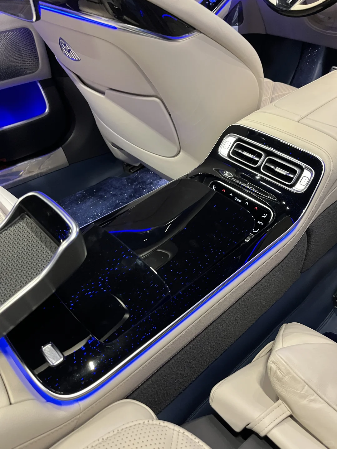 20张就能拥有新款迈巴赫，你受得了吗