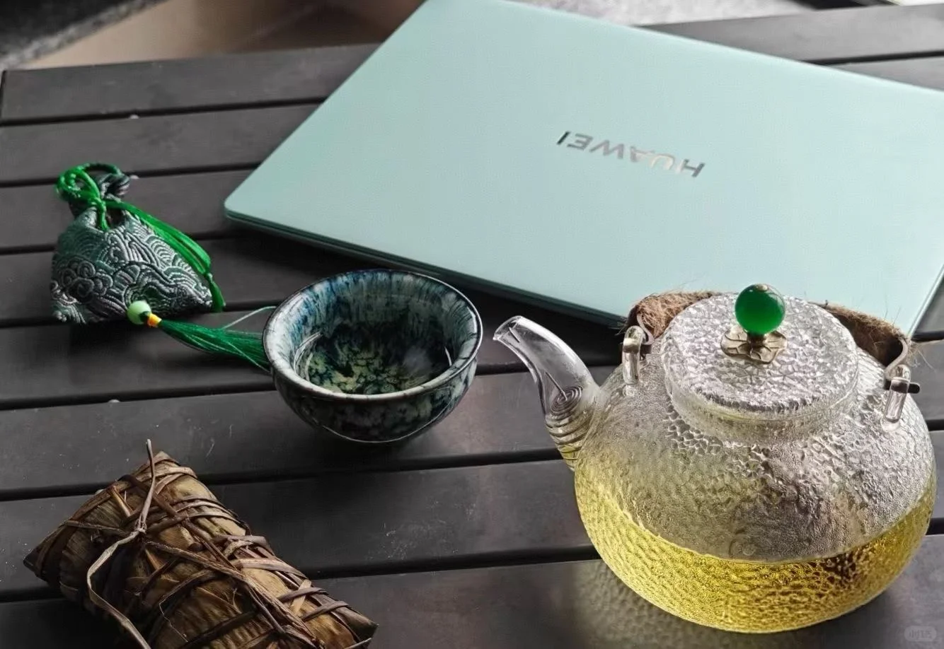 挖到宝了!华为 MateBook 14Linux 版太绝