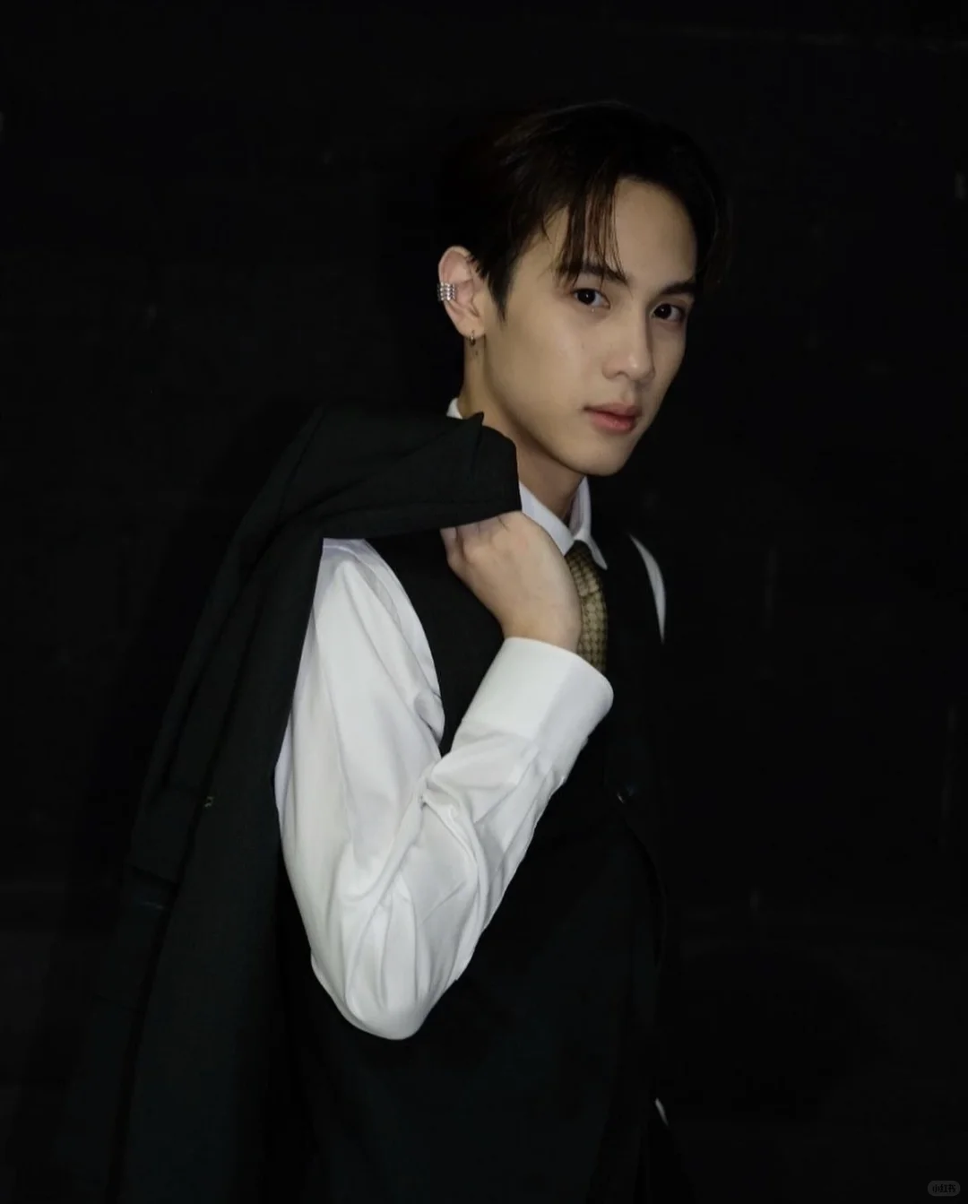 真心❤️提问：java弟弟更像谁？