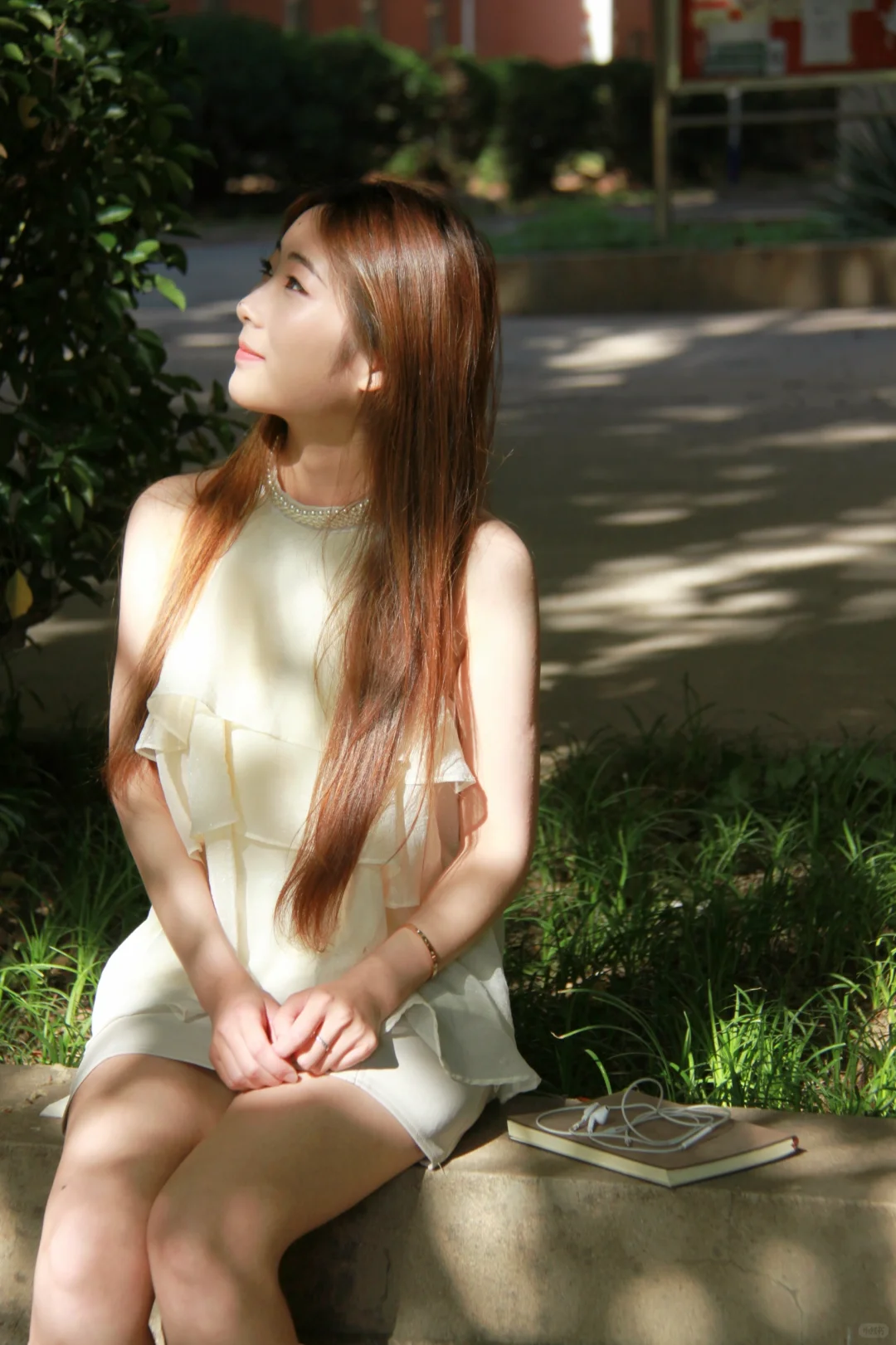 妥妥的清冷感大美女