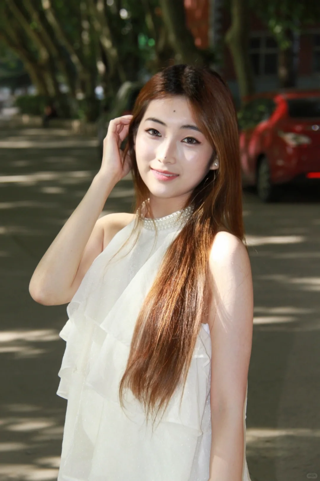 妥妥的清冷感大美女