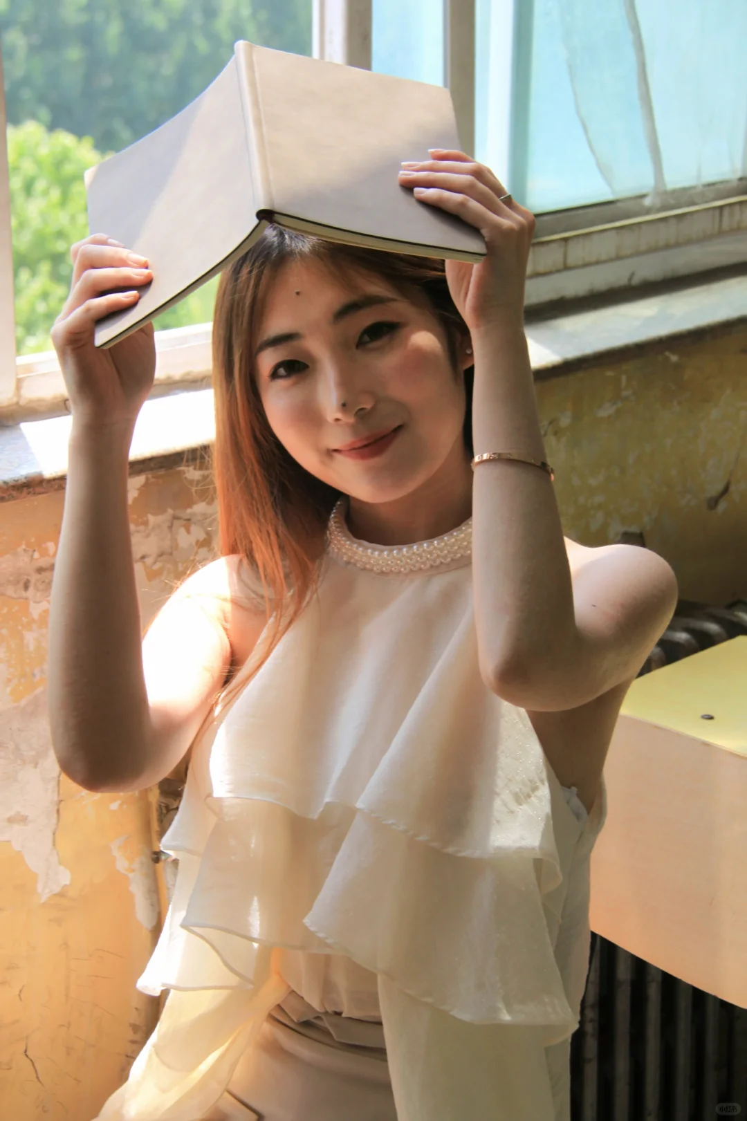 妥妥的清冷感大美女