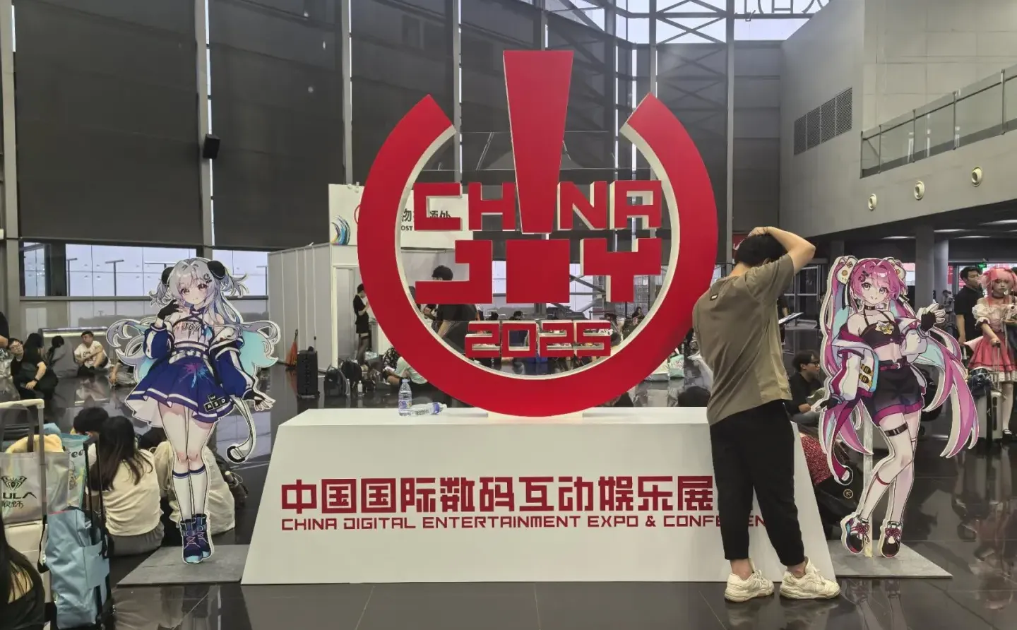 跟着JAVA小姐姐玩逛Chinajoy!