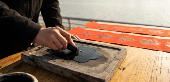 代码之外的诗行