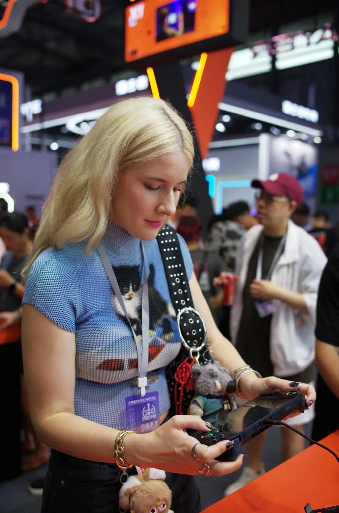 跟着JAVA小姐姐玩逛Chinajoy!