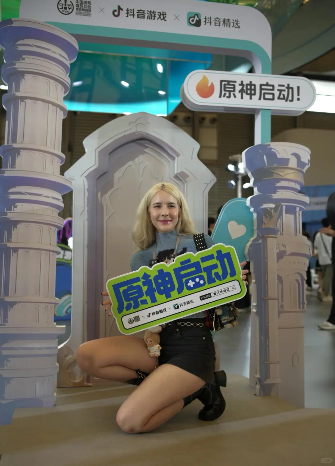 跟着JAVA小姐姐玩逛Chinajoy!