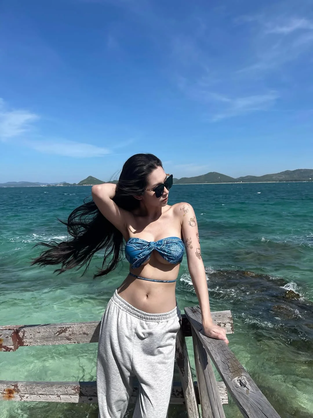 水太清了，我先游了～🌊