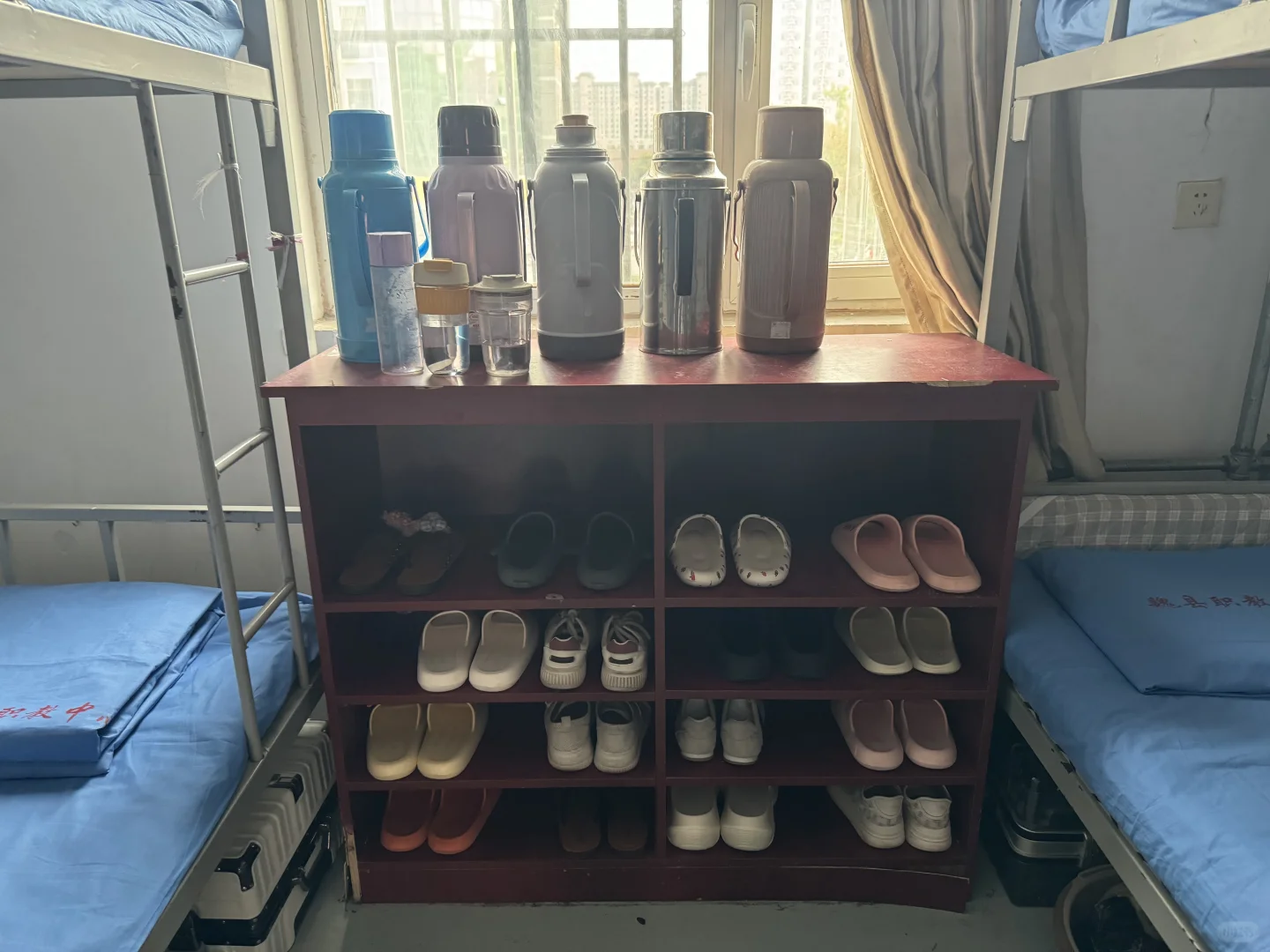 招聘男性驻校教官