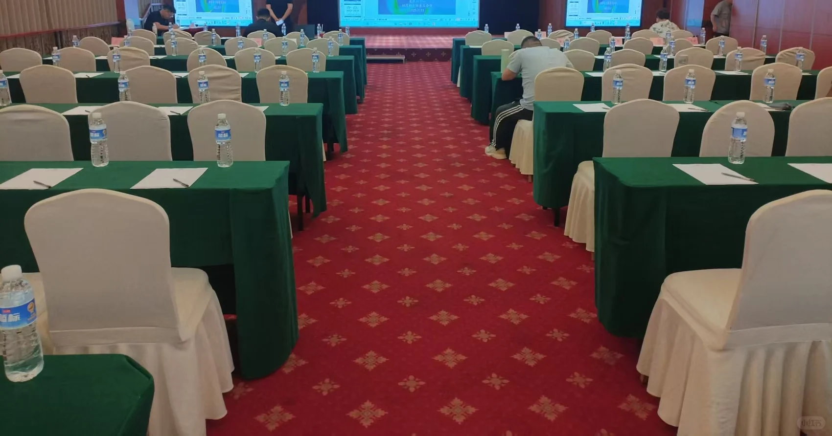 公司招聘量特别大，需要猎头合作