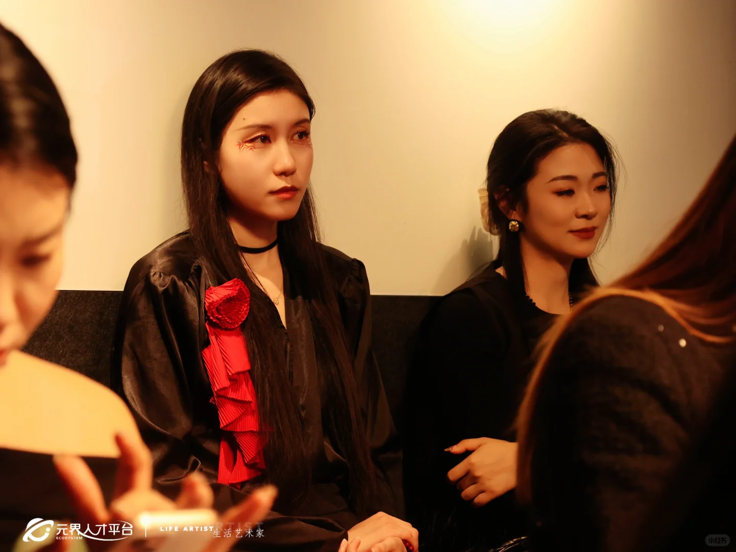 真相的背后是什么？