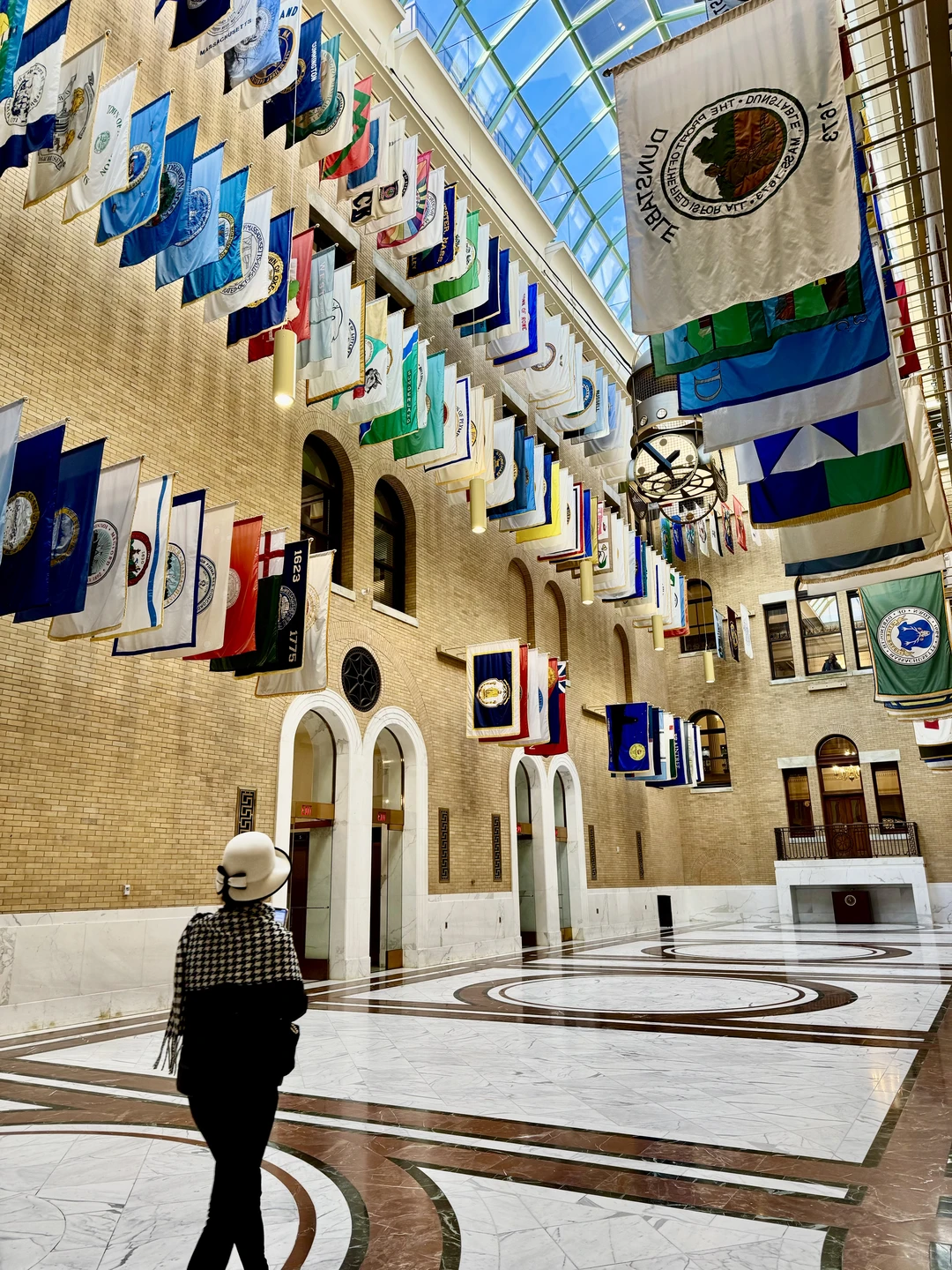 波士顿：两百年议会大厦的历史与包容🔁