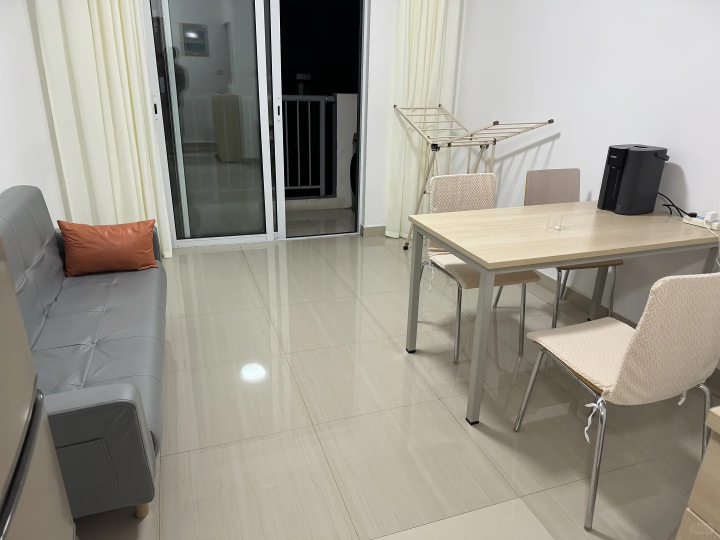 出租南京林业大学校内两室一厅