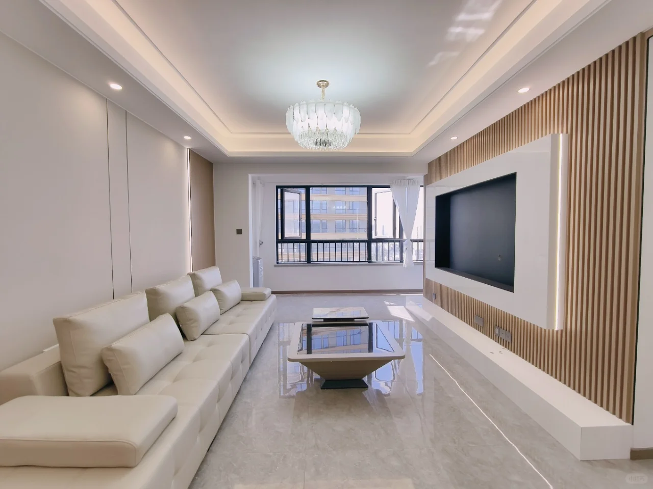 盘龙区西南林业大学附近三室两卫押一付一大