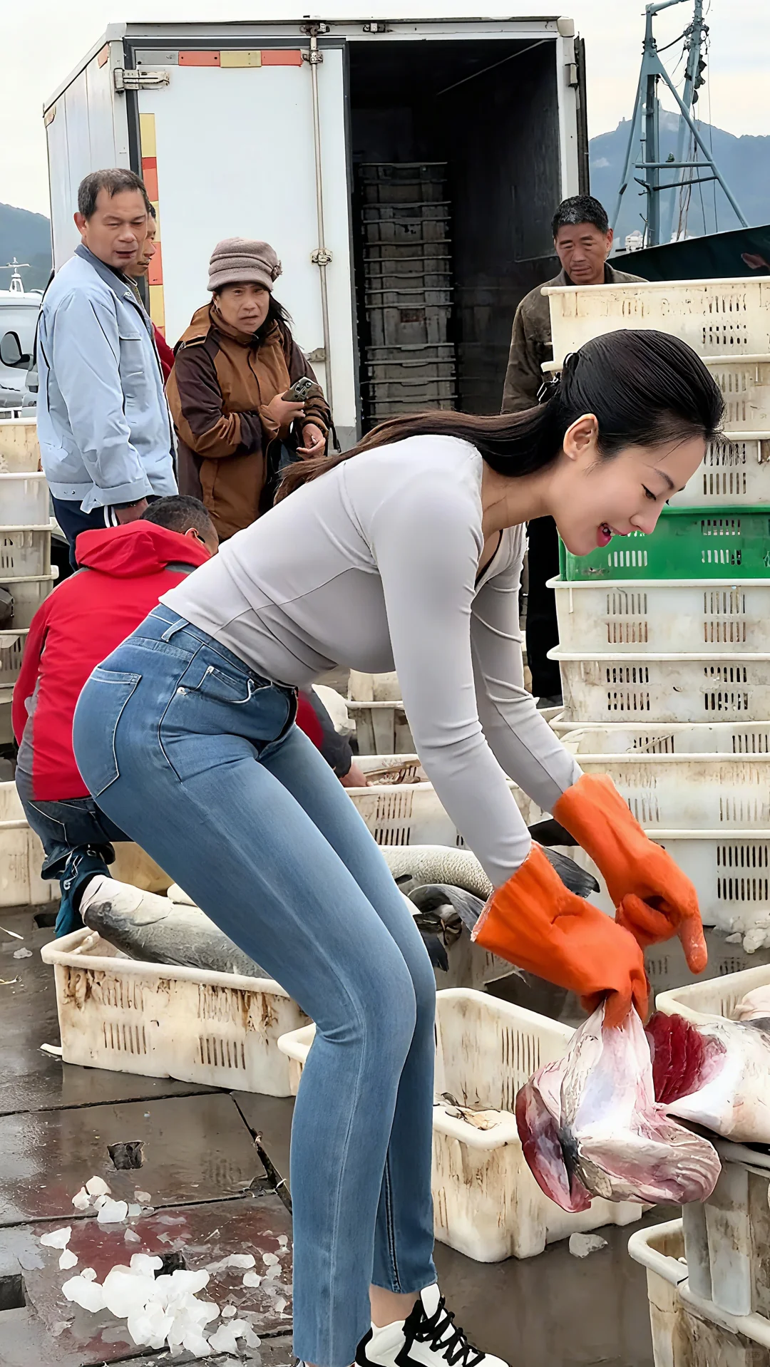 鱼港口真热闹，有去的吗？