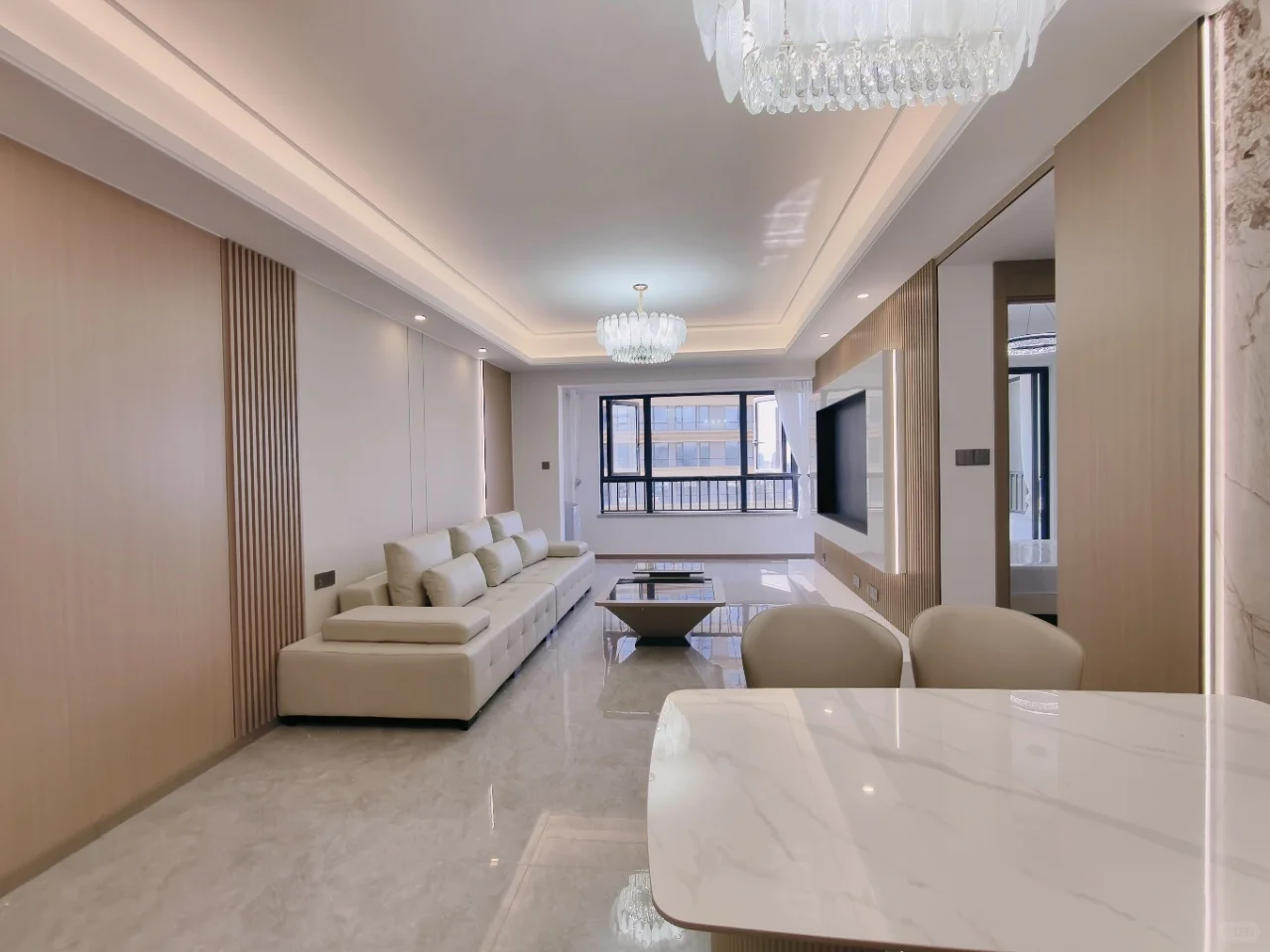 盘龙区西南林业大学附近三室两卫押一付一大