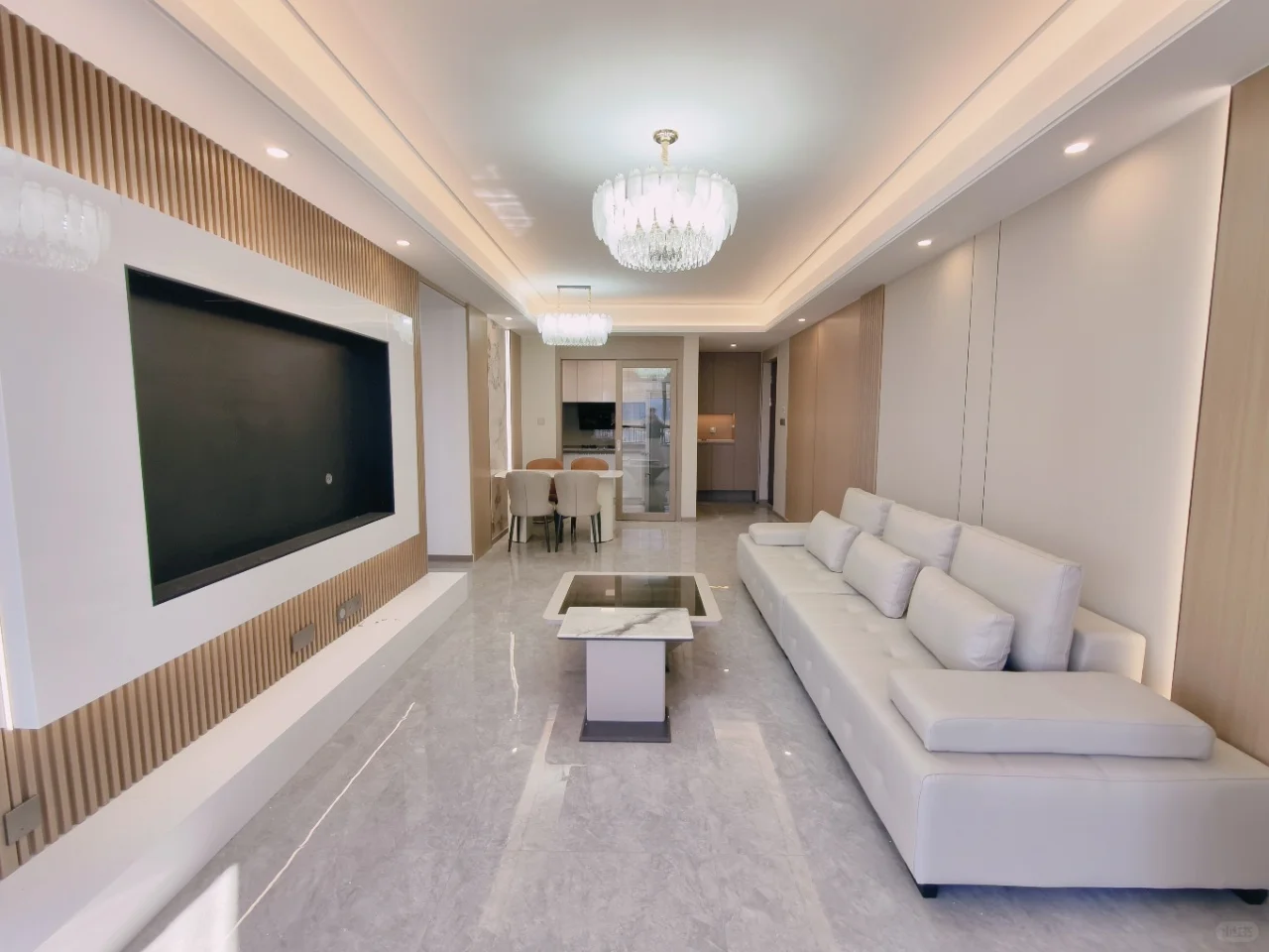 盘龙区西南林业大学附近三室两卫押一付一大