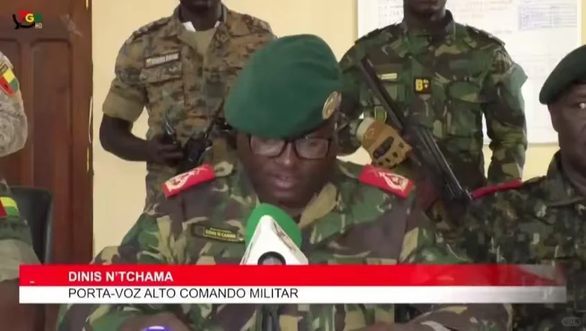 比绍港口暂停运营、海关暂停，海上作业停滞