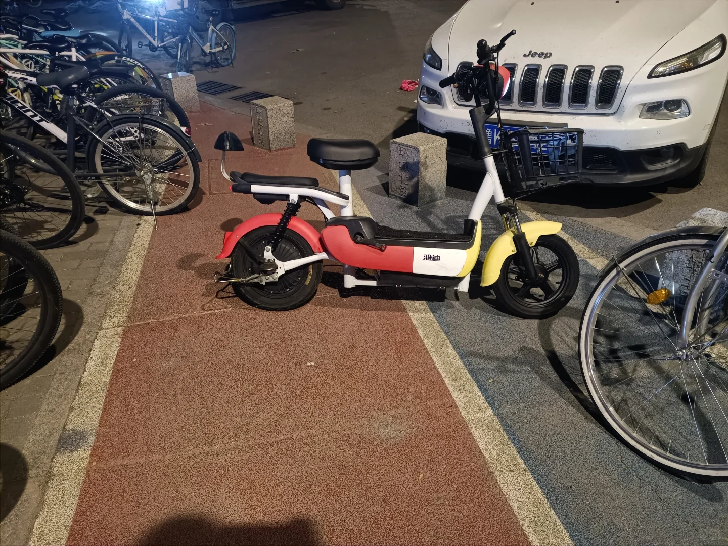 青岛农业大学出雅迪电动车