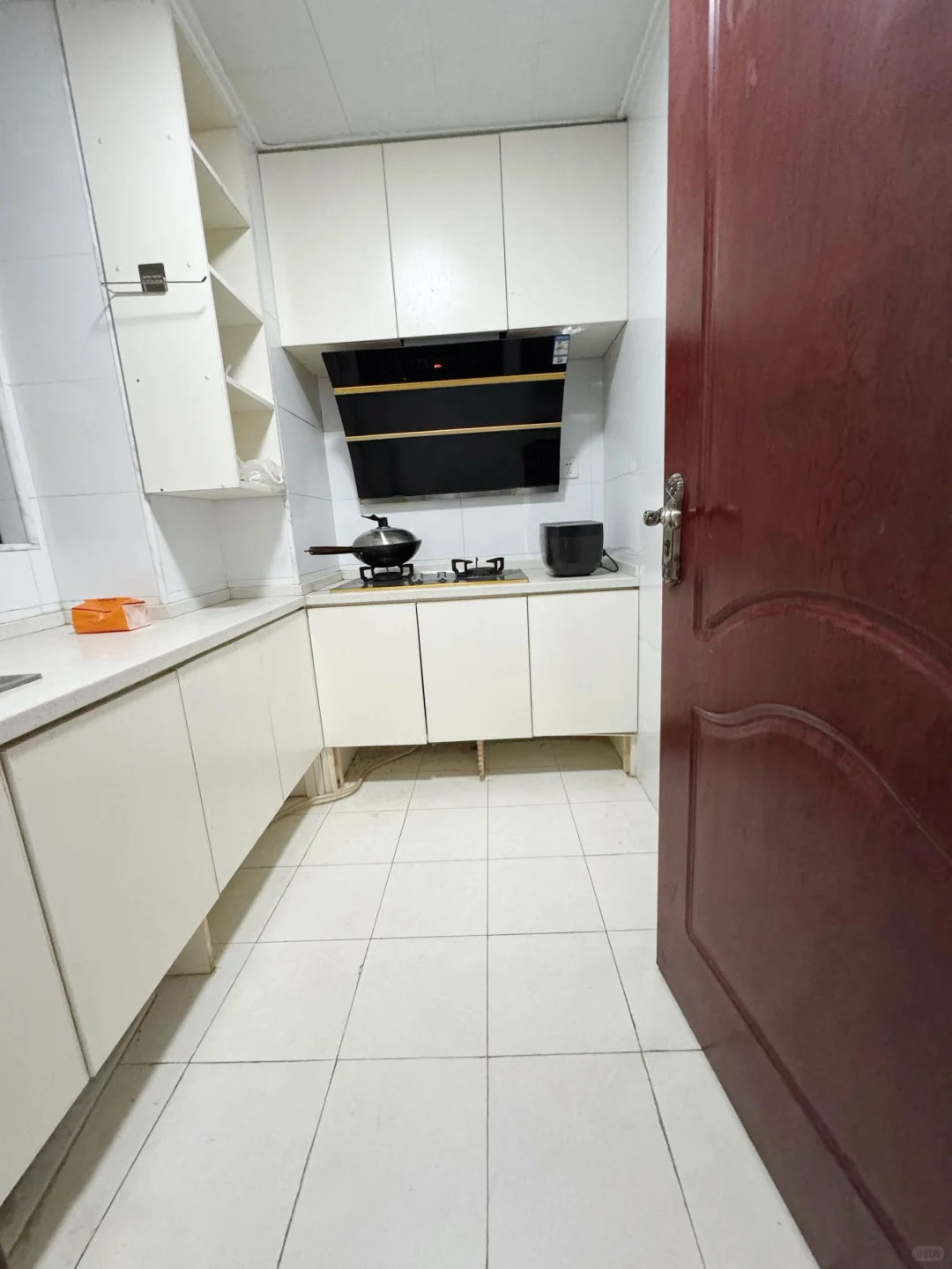 华中农业大学 揽胜公园 精装一居 含泪出租