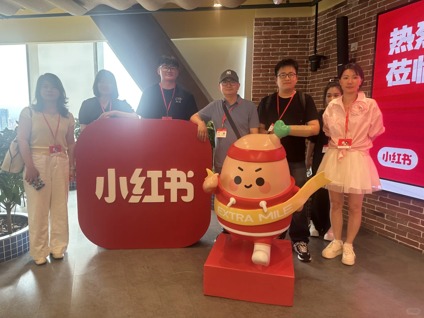 从猪圈到小红书总部，我花了两年半。