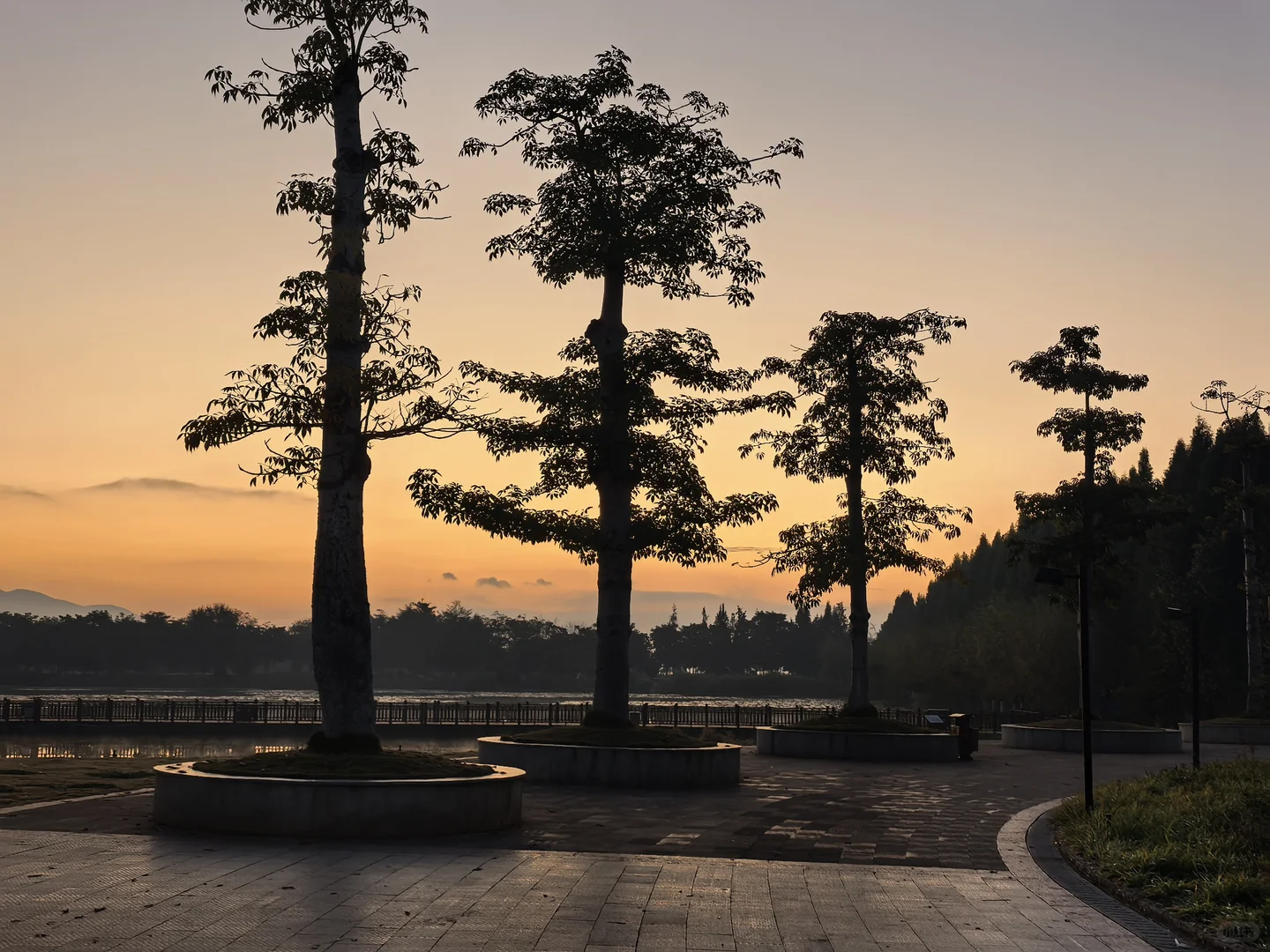 石屏县实体经济破局个人浅见，希望你能指正