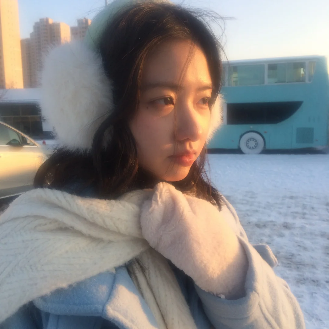 北林大一| 有时候我会在心里握紧你的手。