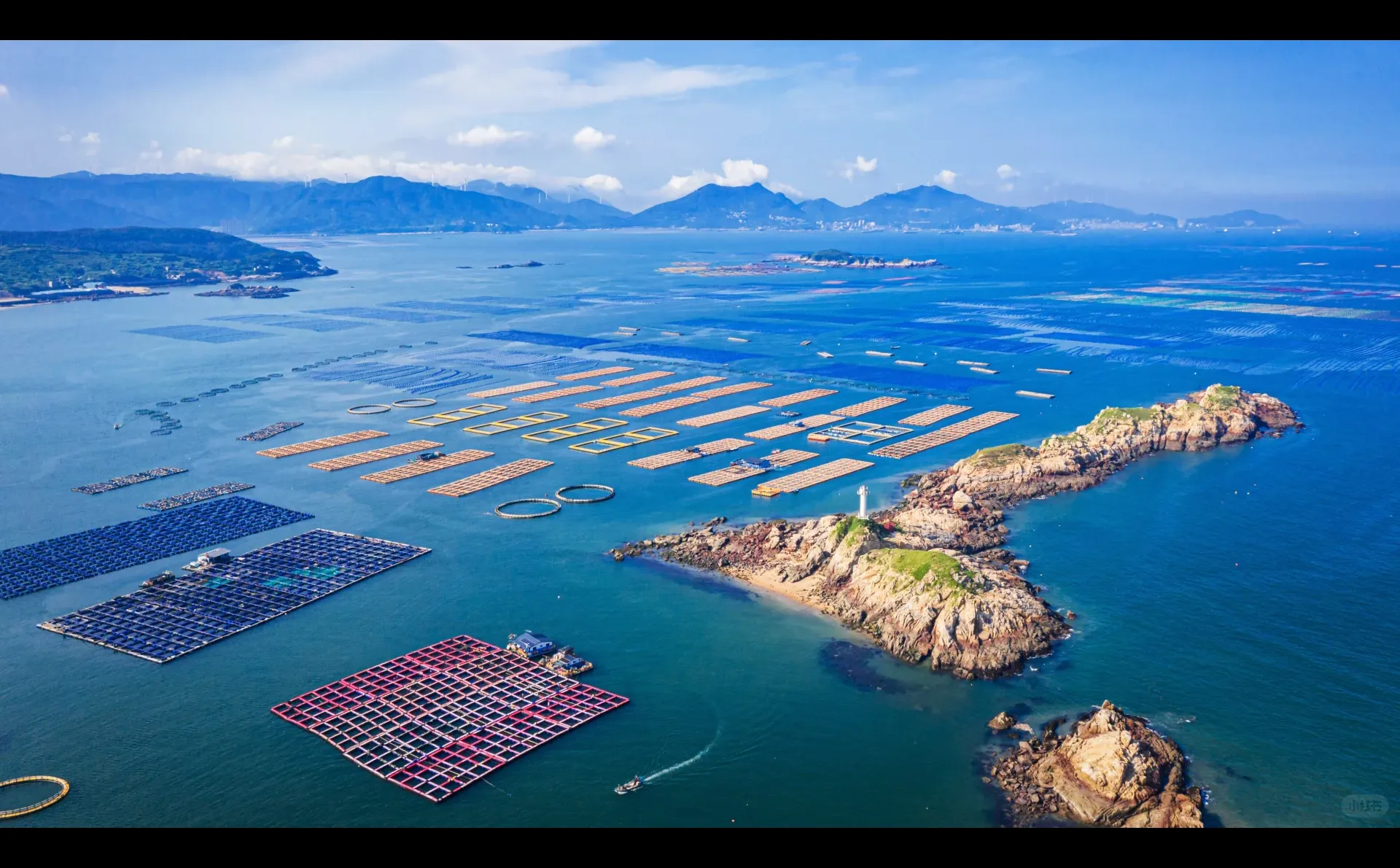 福建连江筱埕镇丨海边鱼排养殖基地
