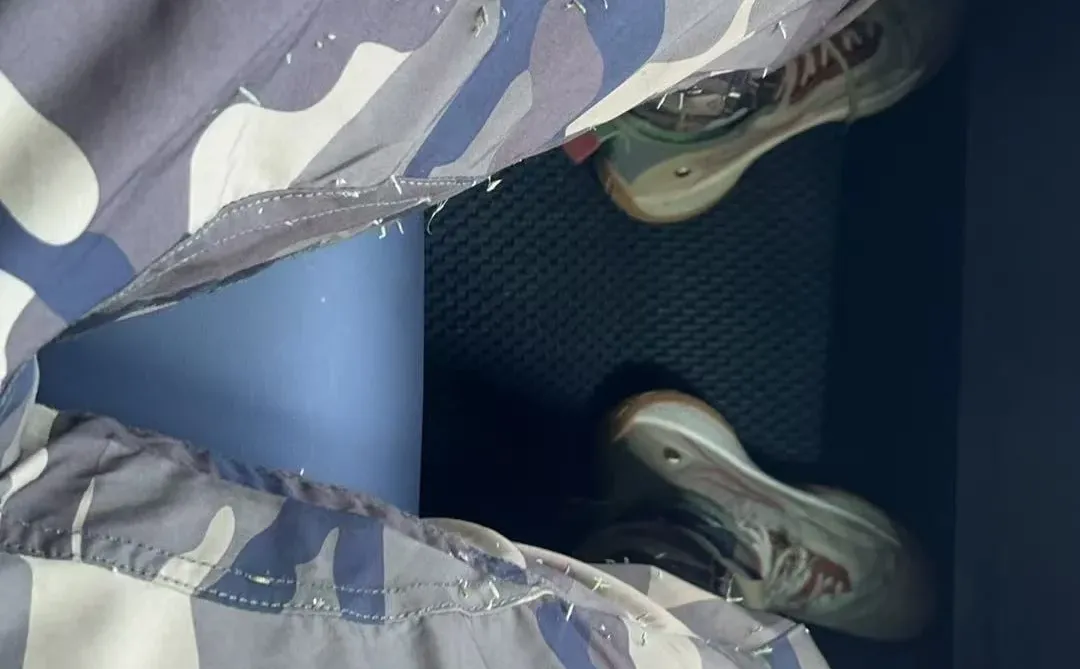 外业会惩罚每一个看不起劳保服的人