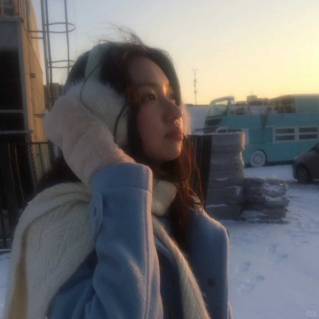 北林大一| 有时候我会在心里握紧你的手。