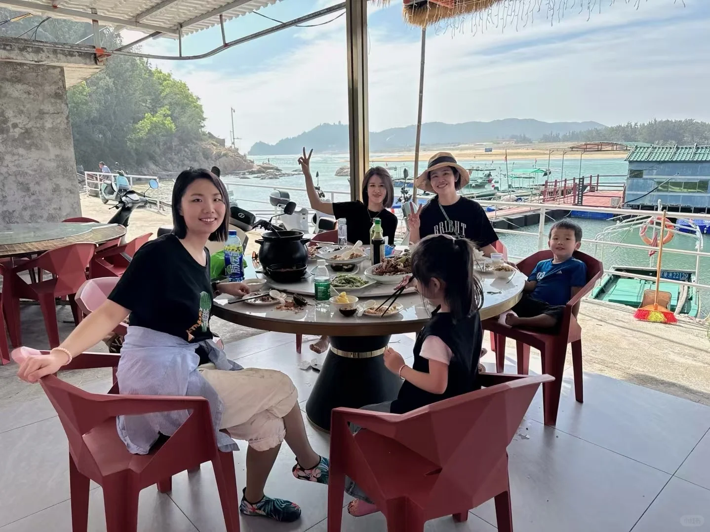 上岸！三亚打渔现捕现吃