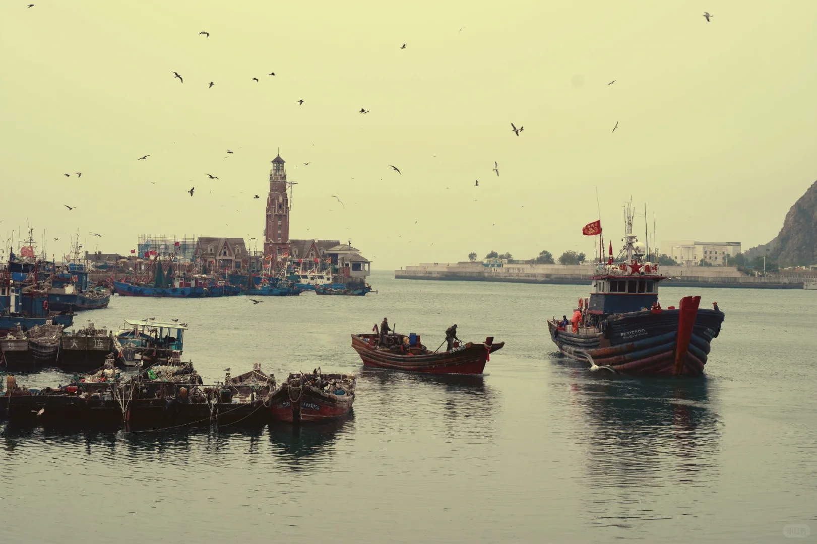 朋友圈美学 ｜ 渔人与水