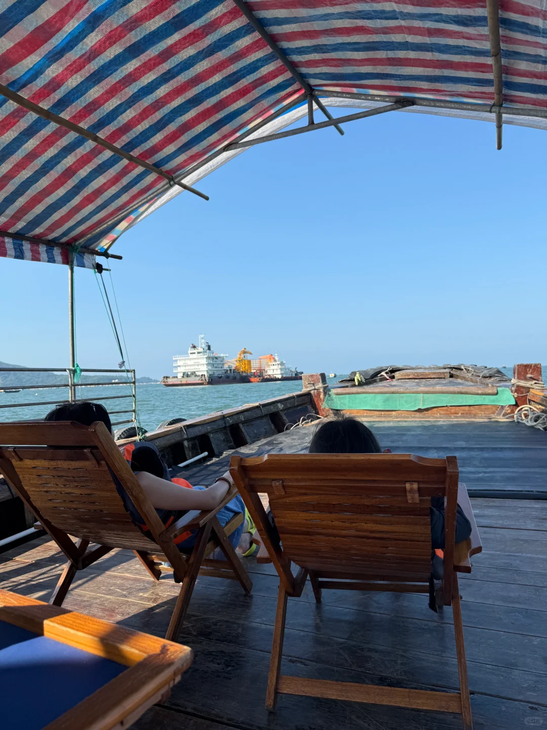 包渔船出海也太爽了吧！还捕到了我的“大鱼”