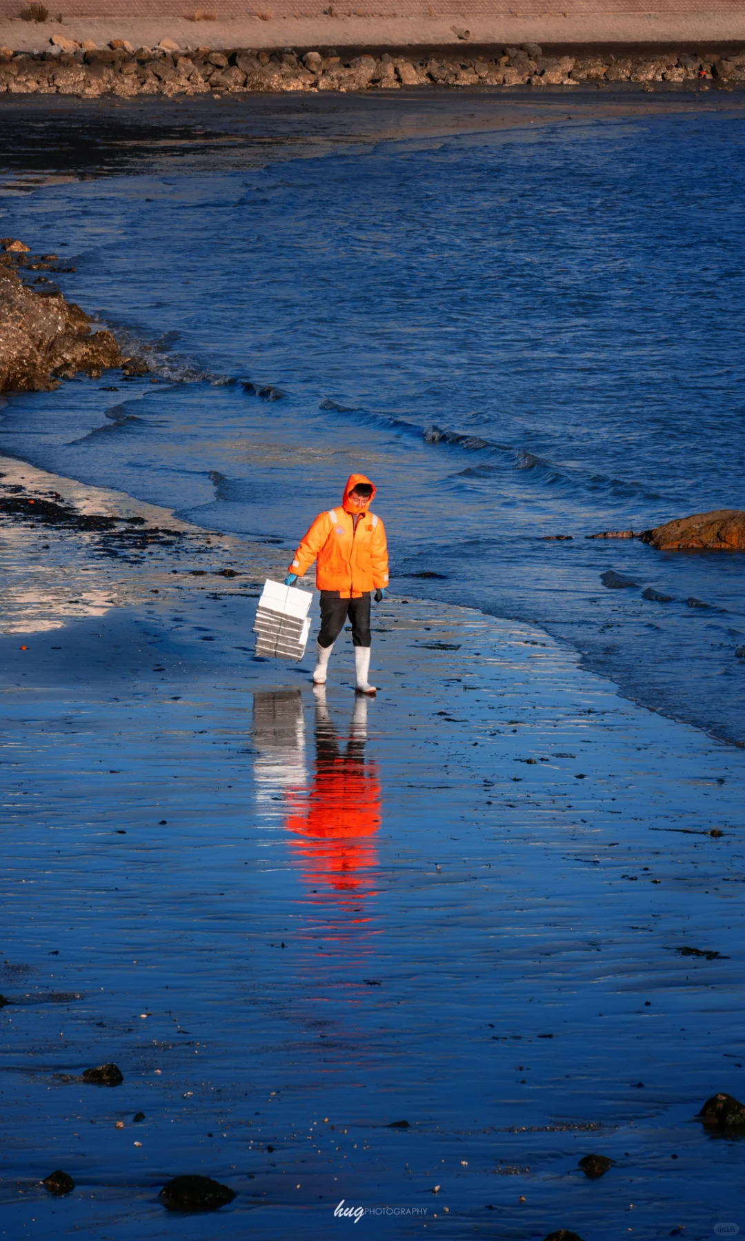 🌊烟台｜劳作的渔民，成了画面里最好的点缀