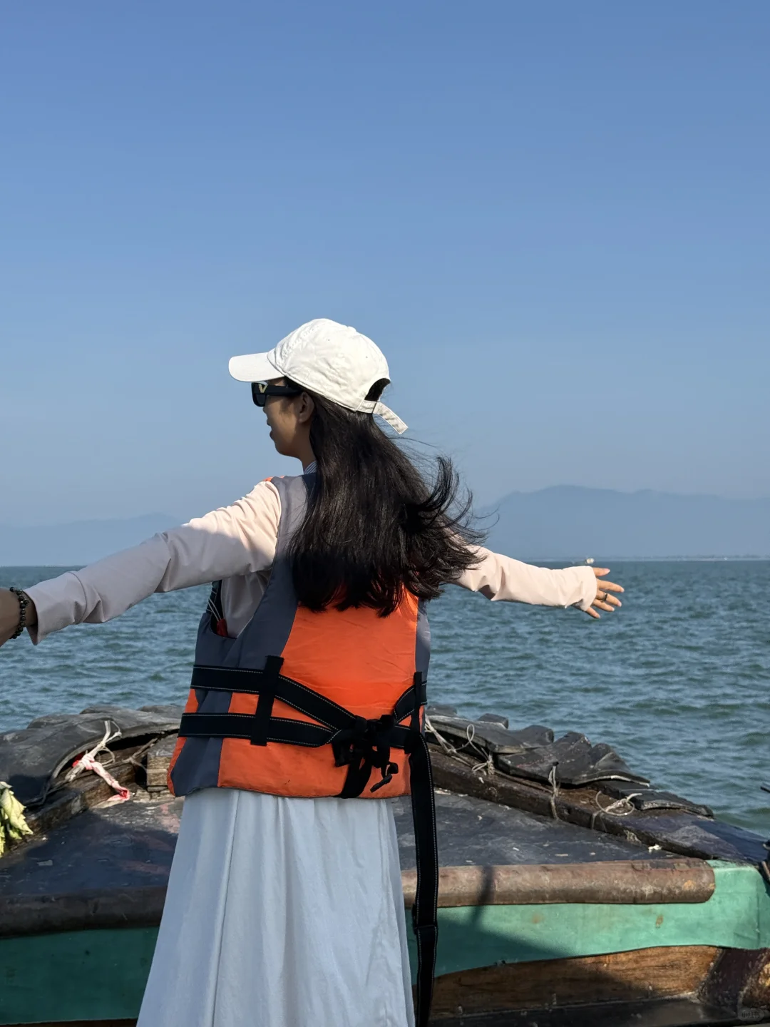 包渔船出海也太爽了吧！还捕到了我的“大鱼”