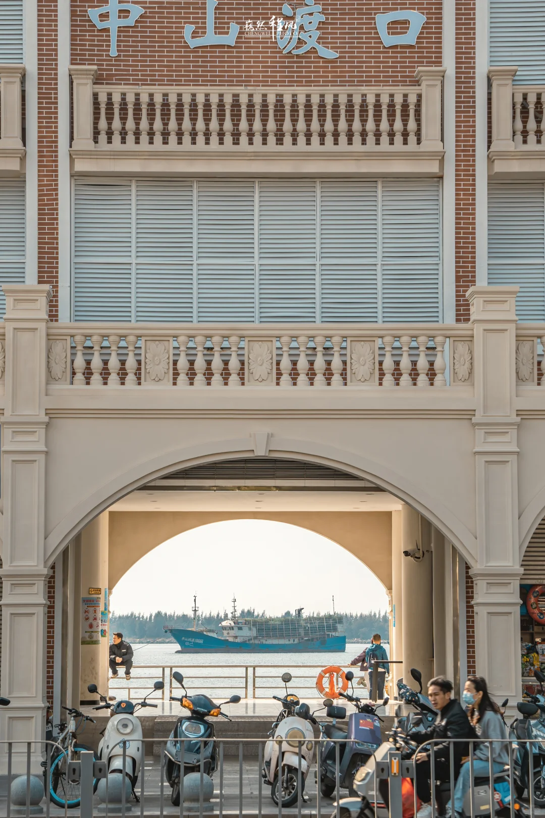 汕尾 | 城区里的渔船集散地